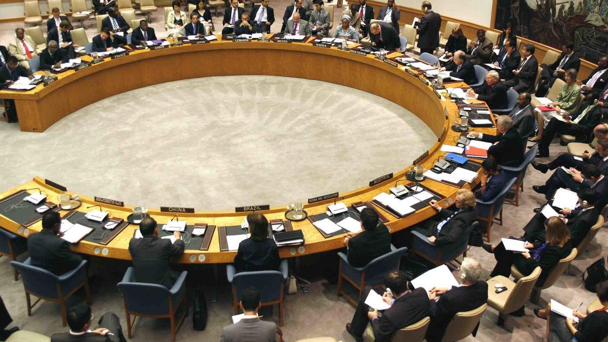 A wide view of the Security Council as it holds a meeting on the situation Somalia. UN Photo/Rick Bajornas