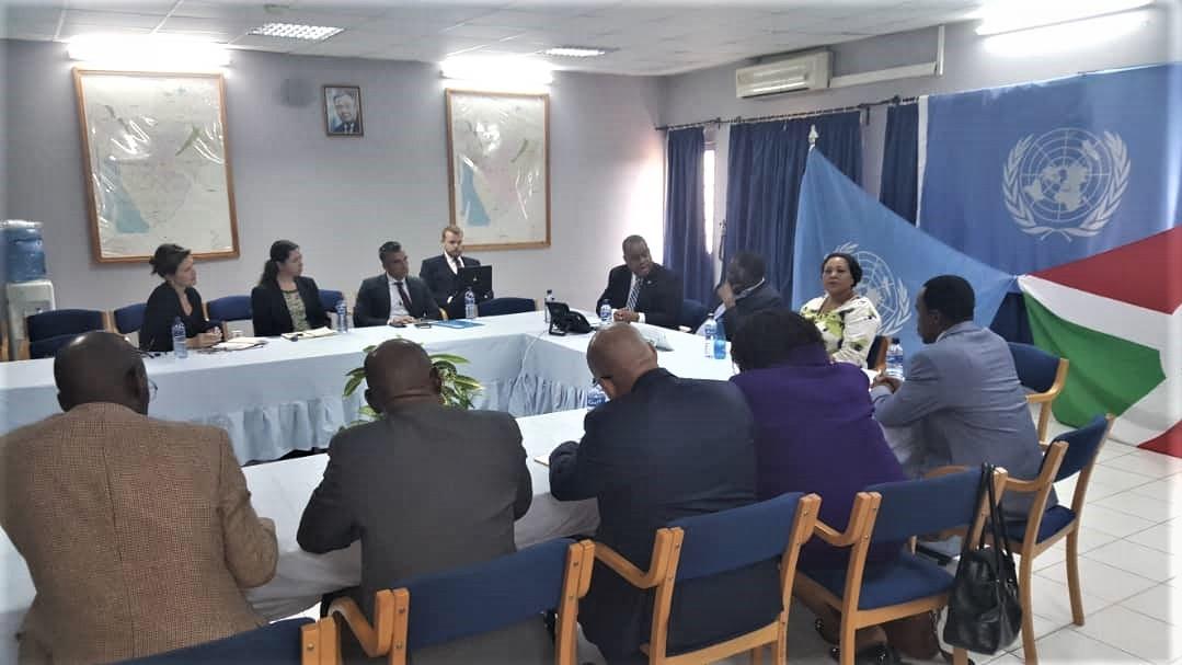 Michel Kafando en conclave avec les responsables d’agences des Nations Unies au Burundi le 23 janvier 2018. UN Photo/Desiré Ndagijimana
