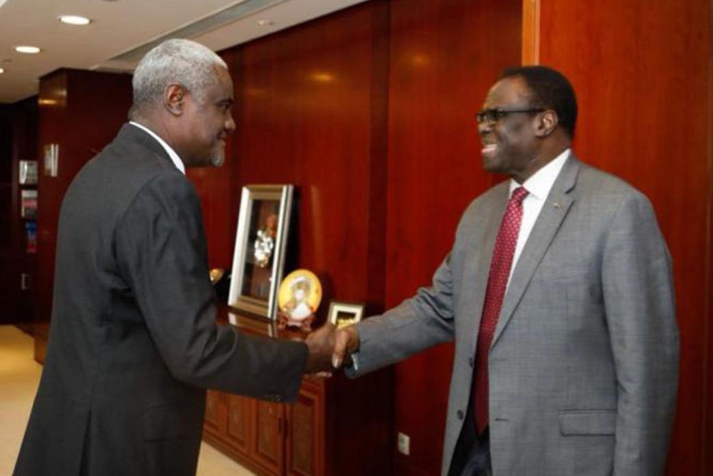 AU Commission Chairperson, Moussa Faki Mahamat​, meeting in Addis Ababa with the Special Envoy of the Secretary General for Burundi, Michel Kafando, 13 May 2019. Photo: AU