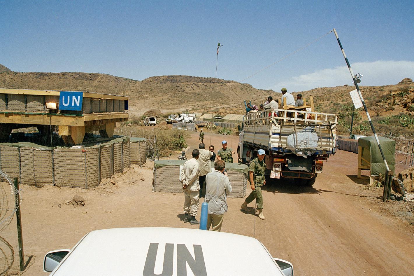 United Nations Mission in Eritrea and Ethiopia (UNMEE) United Nations Mission in Eritrea and Ethiopia (UNMEE)